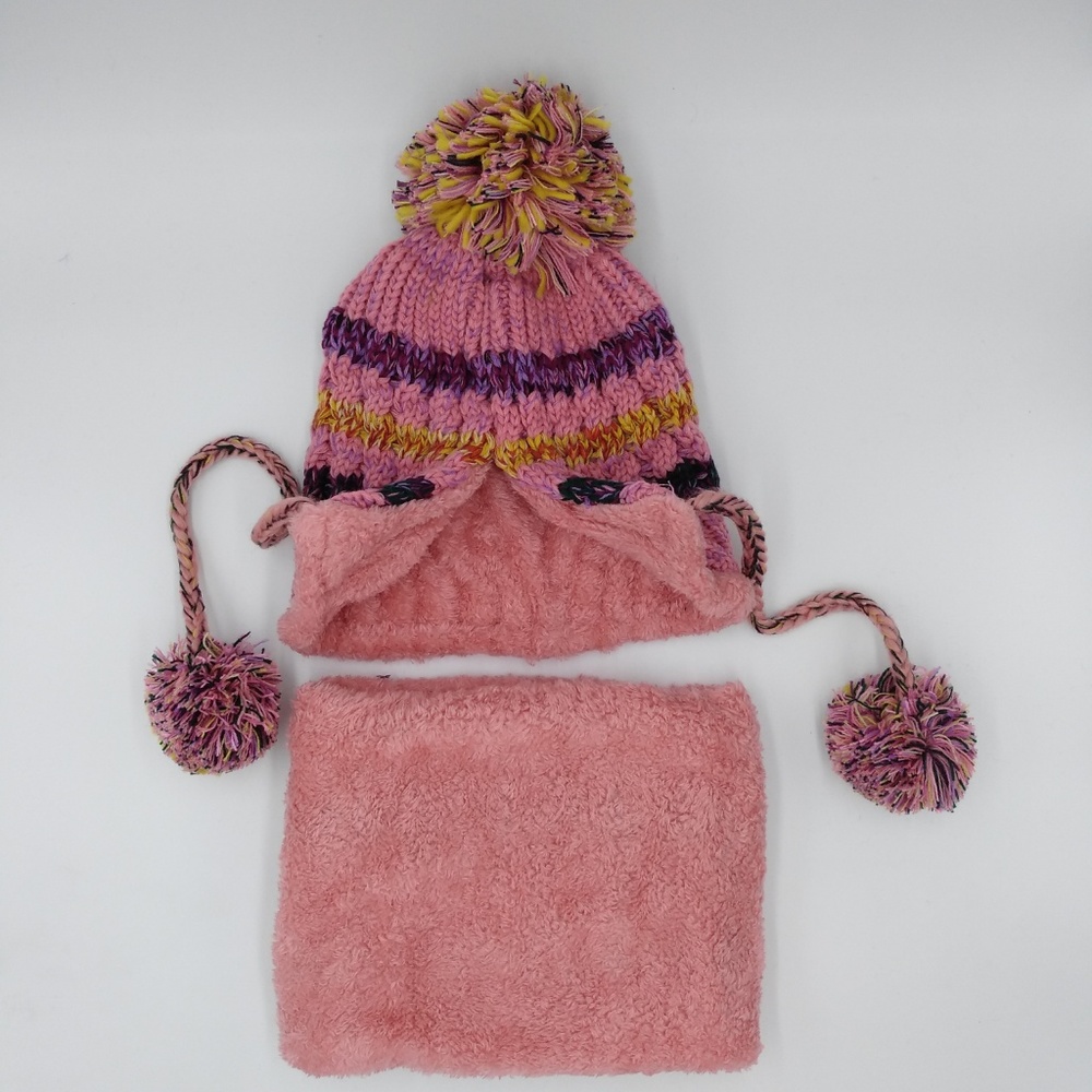 Winter Colorful Knit Pom Pom Hat with Neck Gaiter - Picture 5 of 7